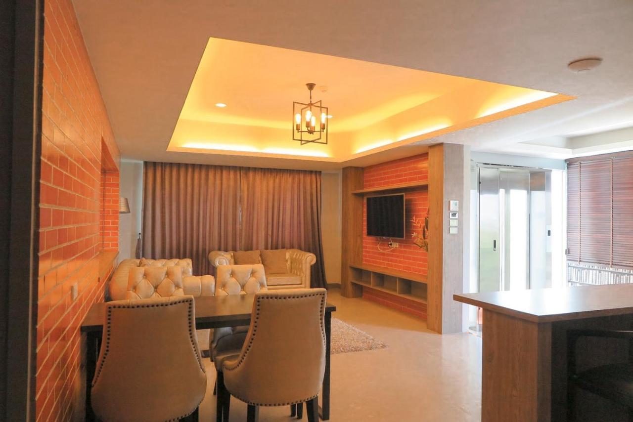 V20 Boutique Jacuzzi - Sha Extra Hotel
