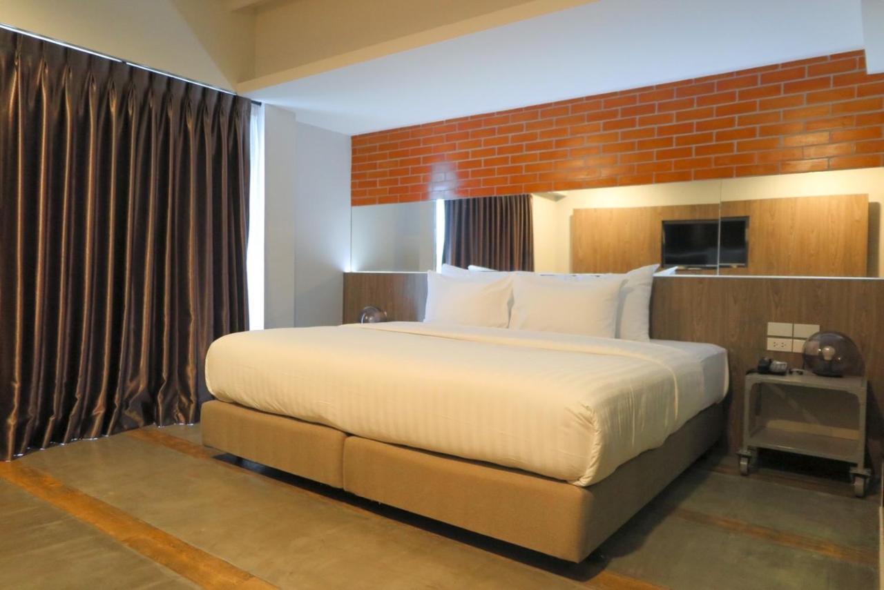 วี20 บูทิก จากุซซี่ โฮเทล โรงแรม กรุงเทพมหานคร